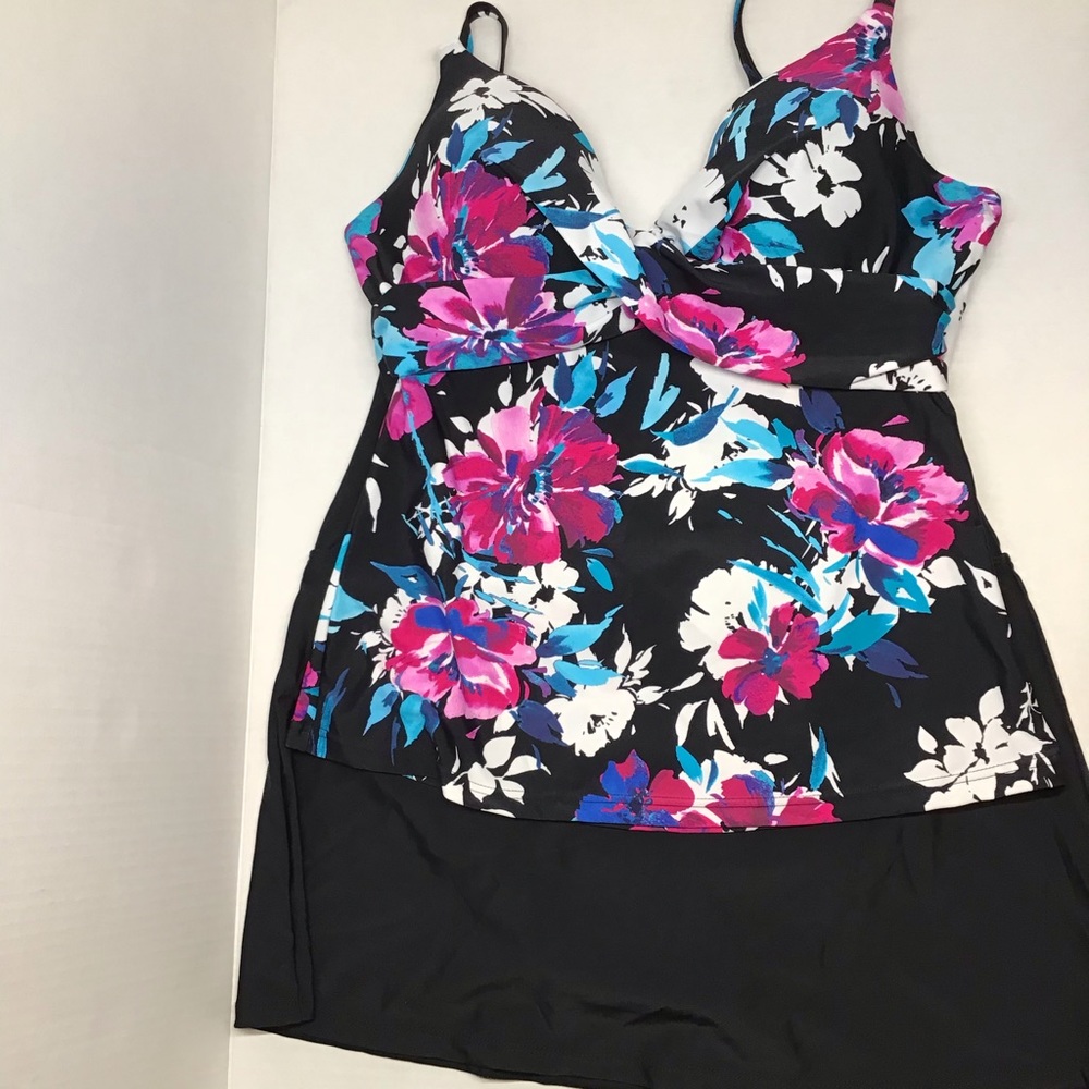 ISLAND WAVES SWIMWEAR